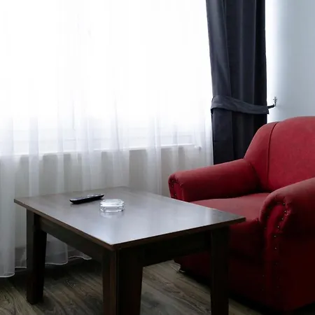 Lord Hotel *